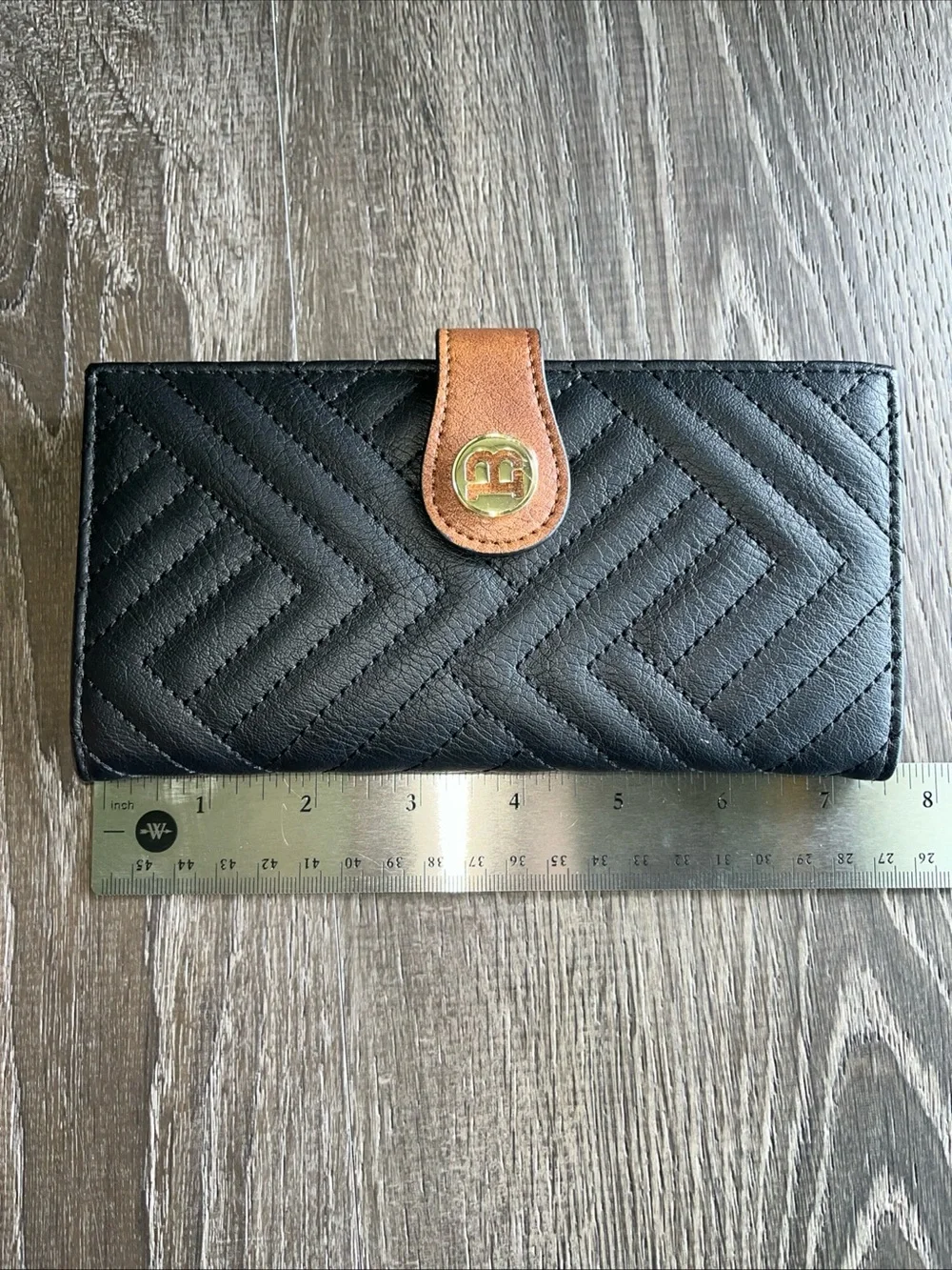 BOSTANTEN slim Black Quilted Leather bifold card Wallet with Tan Tab
